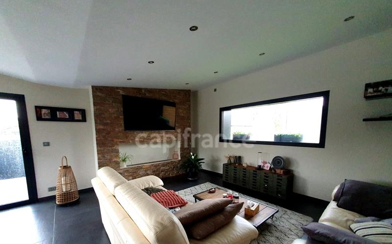 Maison - 160 m² - 6 pièces