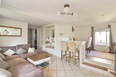 Appartement - 91 m² - 5 pièces