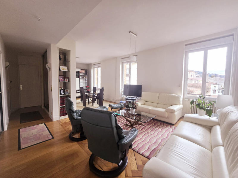 Maison - 170 m² - 6 pièces