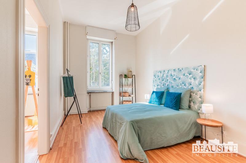 Appartement - 80 m² - 3 pièces