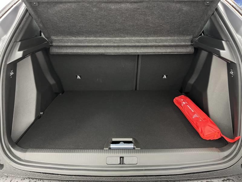 Peugeot 2008 Hybrid 145 e-Dcs6 Allure