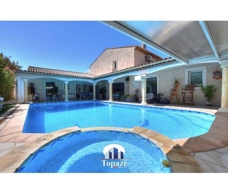 Propriété - 192 m² - 7 pièces