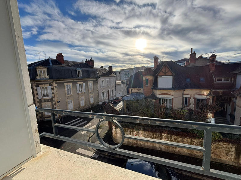 Maison - 163 m² - 7 pièces