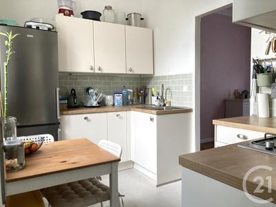 Maison - 80 m² - 4 pièces