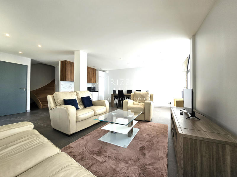 Maison - 103 m² - 4 pièces