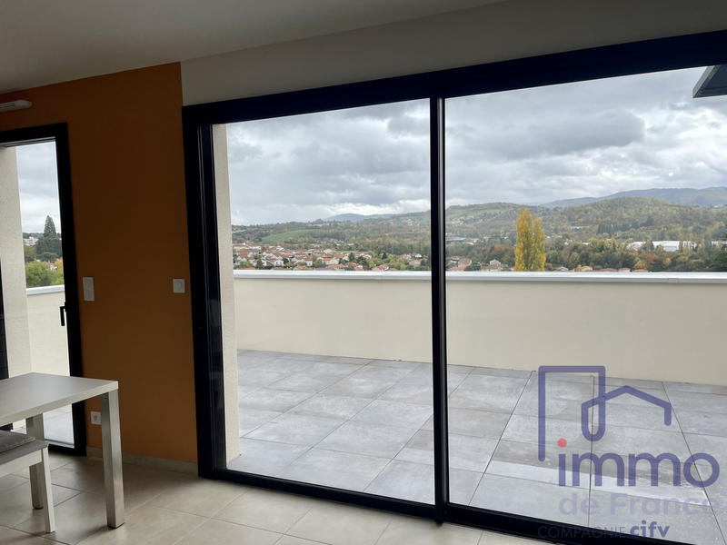 Appartement - 90 m² - 4 pièces