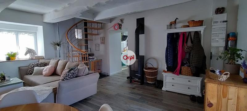 Maison en pierre - 54 m² - 2 pièces