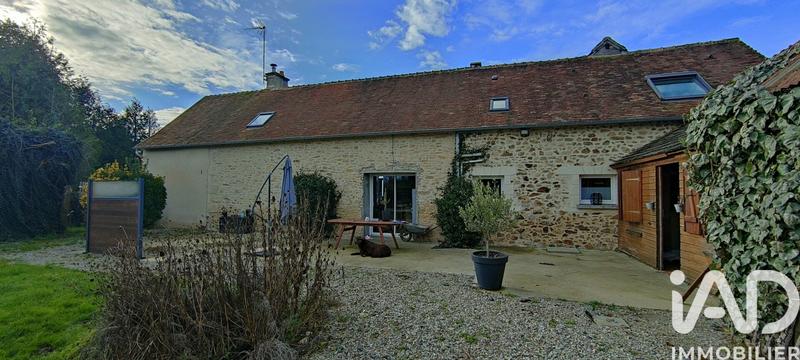 Maison - 186 m² - 8 pièces