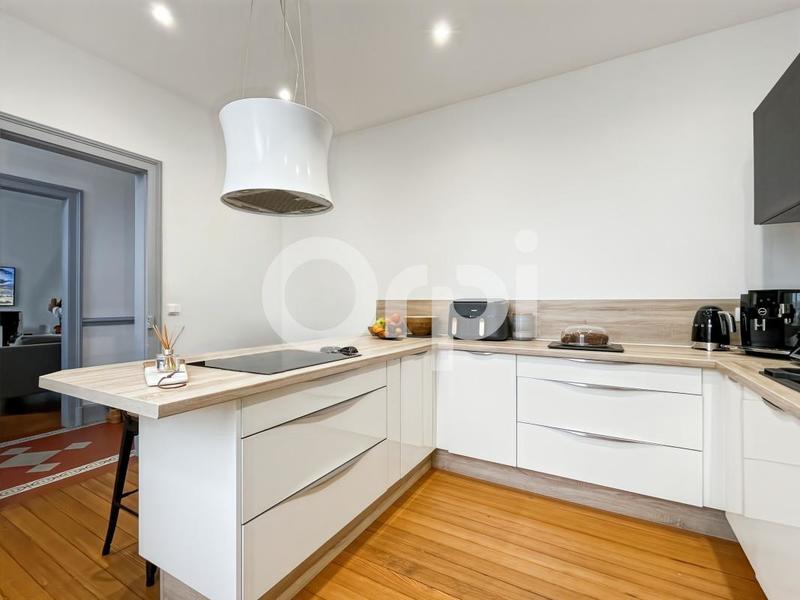 Maison de ville - 181 m² - 6 pièces