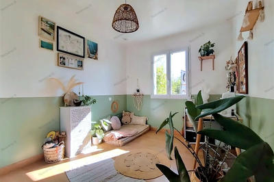 Maison - 110 m² - 4 pièces