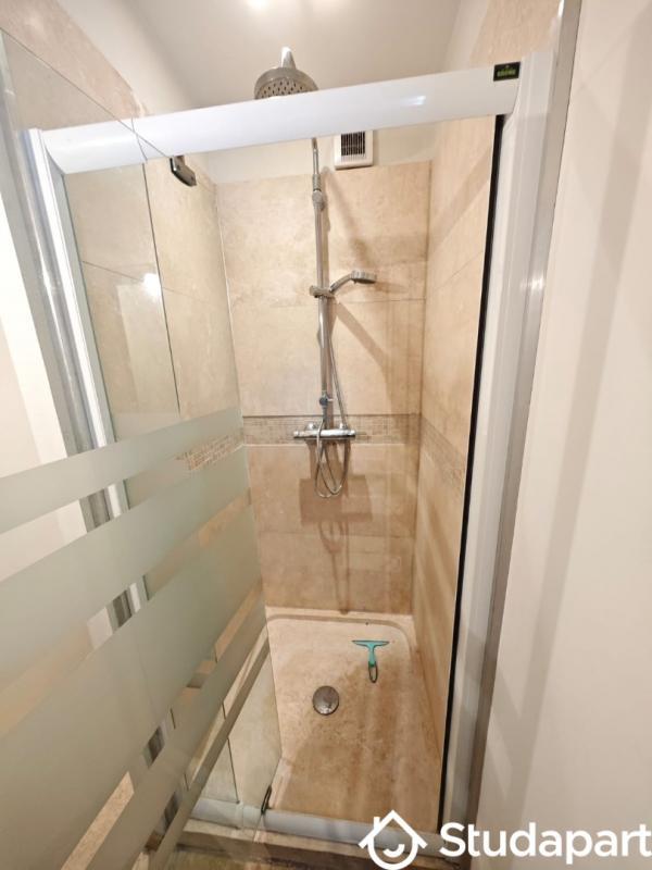 Chambre - 15 m² - 1 pièce