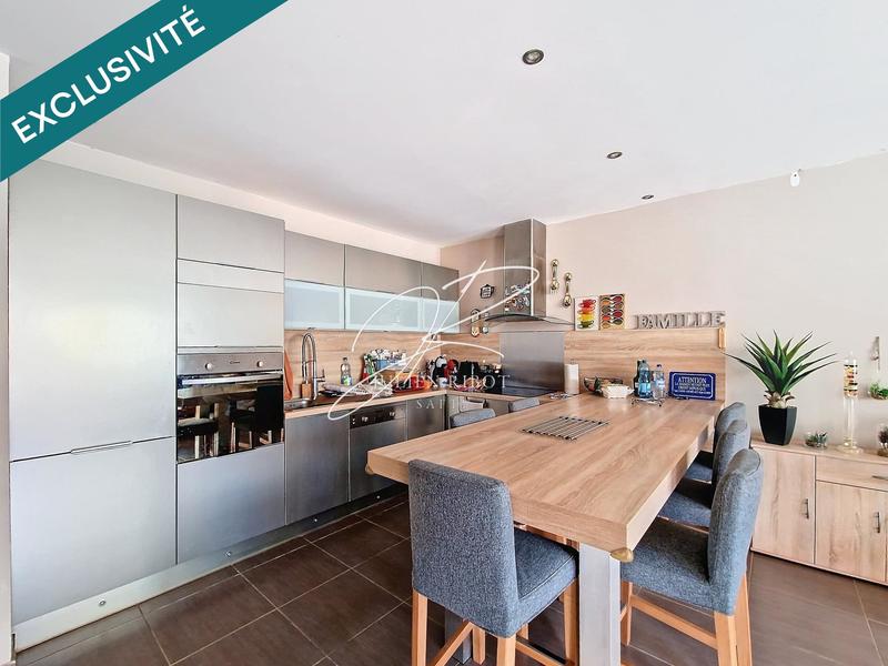 Maison - 86 m² - 4 pièces