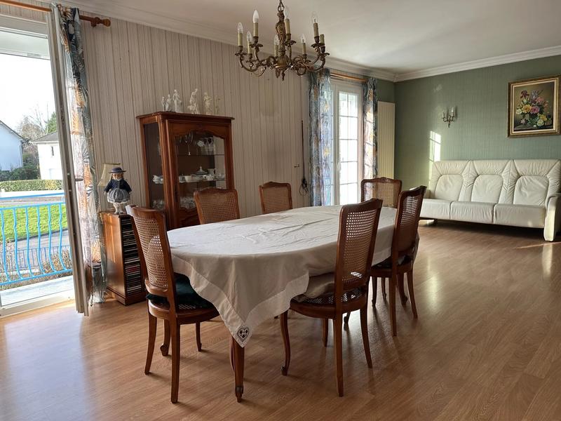 Maison - 152 m² - 6 pièces