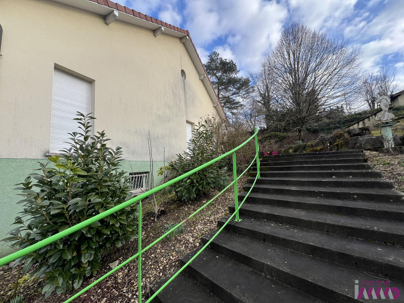 Maison - 190 m² - 4 pièces