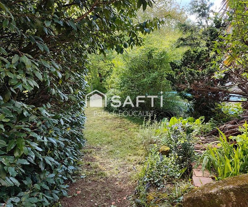 Maison - 263 m² - 9 pièces