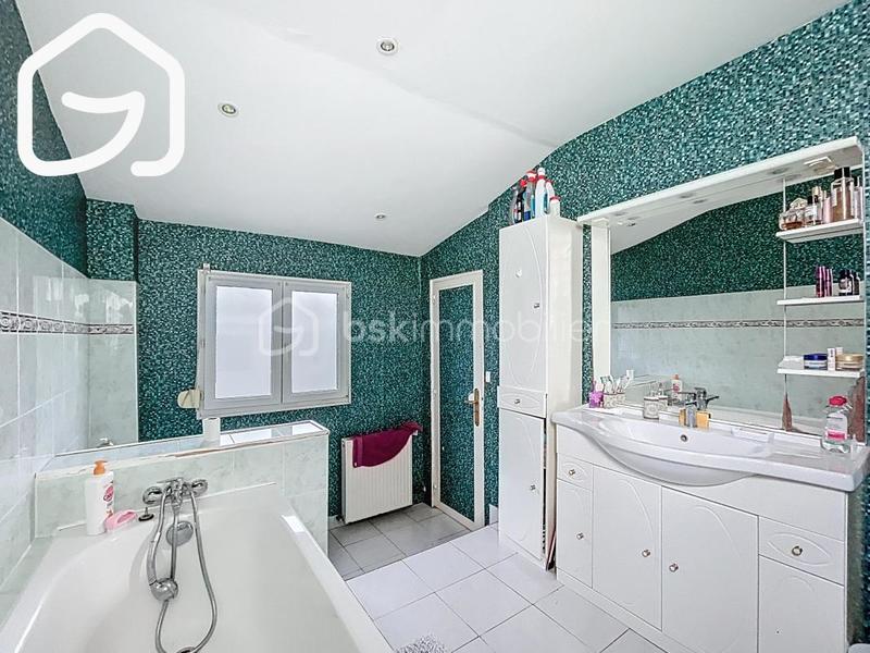 Maison en pierre - 102 m² - 5 pièces