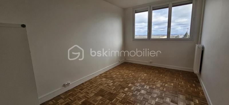Appartement - 77 m² - 4 pièces