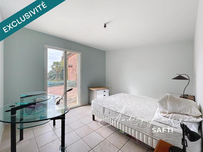 Maison - 224 m² - 10 pièces