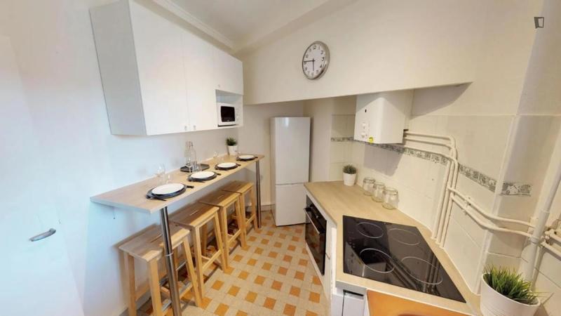 Chambre - 14 m² - 4 pièces