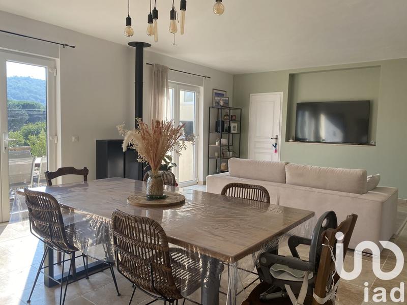 Maison - 121 m² - 4 pièces