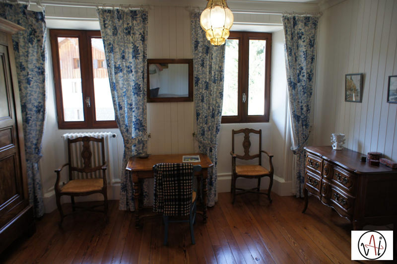 Maison ancienne - 292 m² - 7 pièces