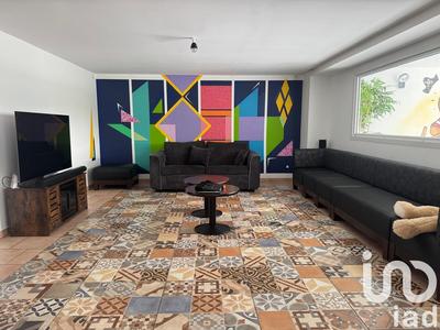 Maison - 400 m² - 8 pièces