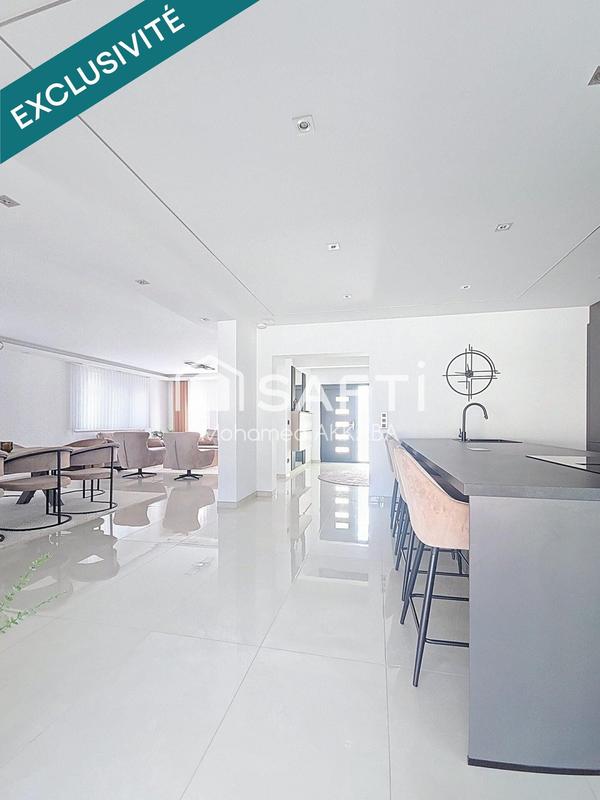 Maison - 180 m² - 7 pièces