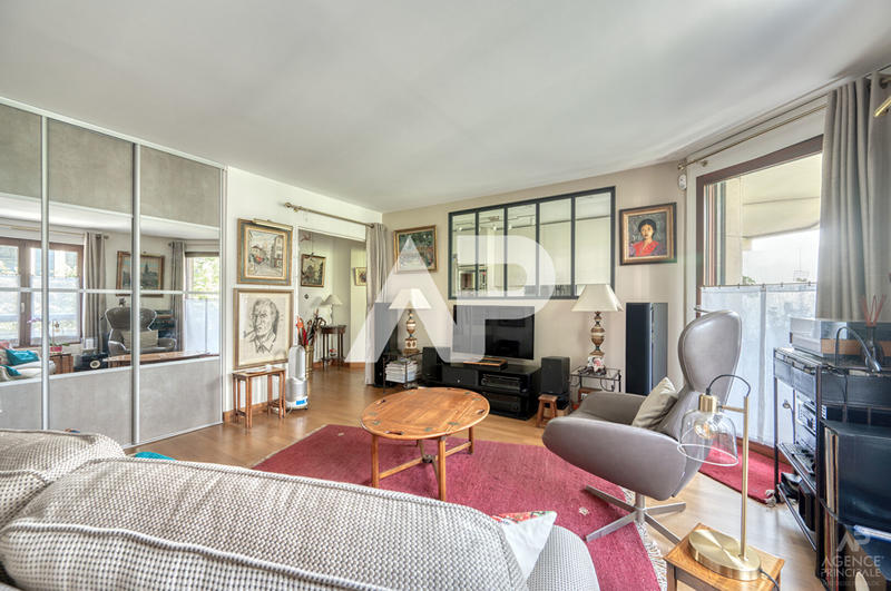 Appartement - 87 m² - 3 pièces