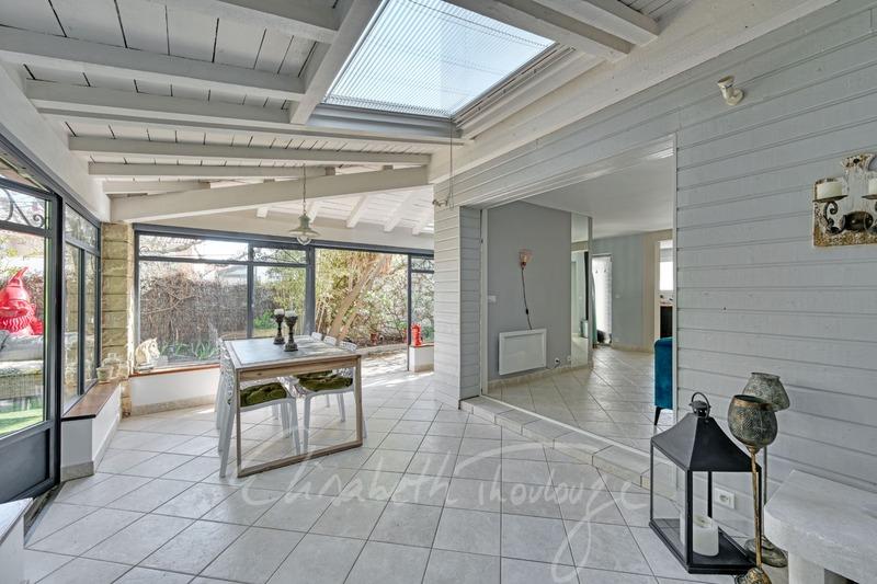 Maison - 160 m² - 8 pièces