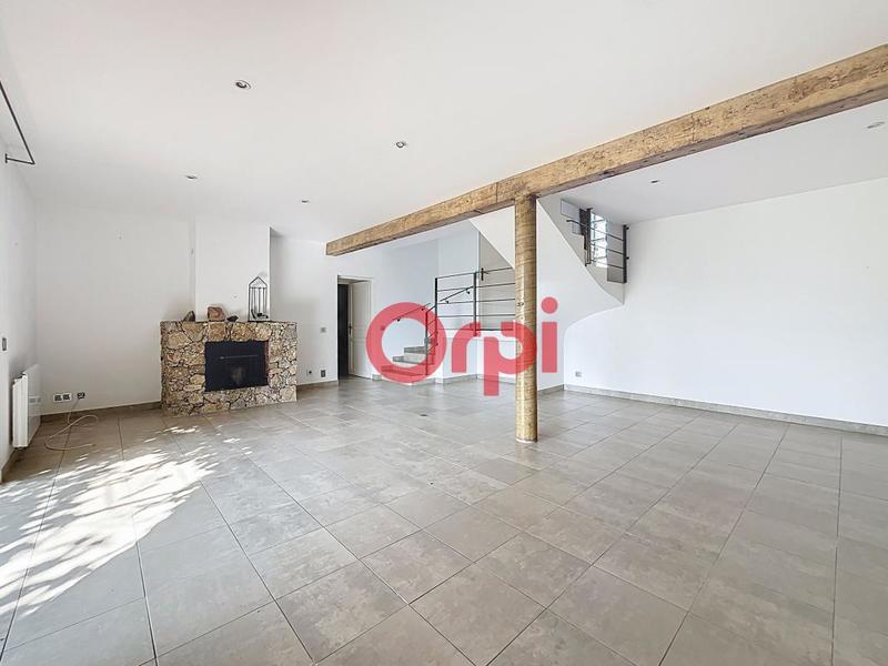 Villa - 130 m² - 4 pièces