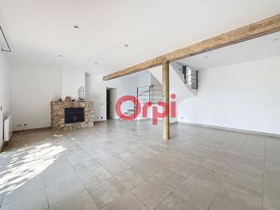 Villa - 130 m² - 4 pièces