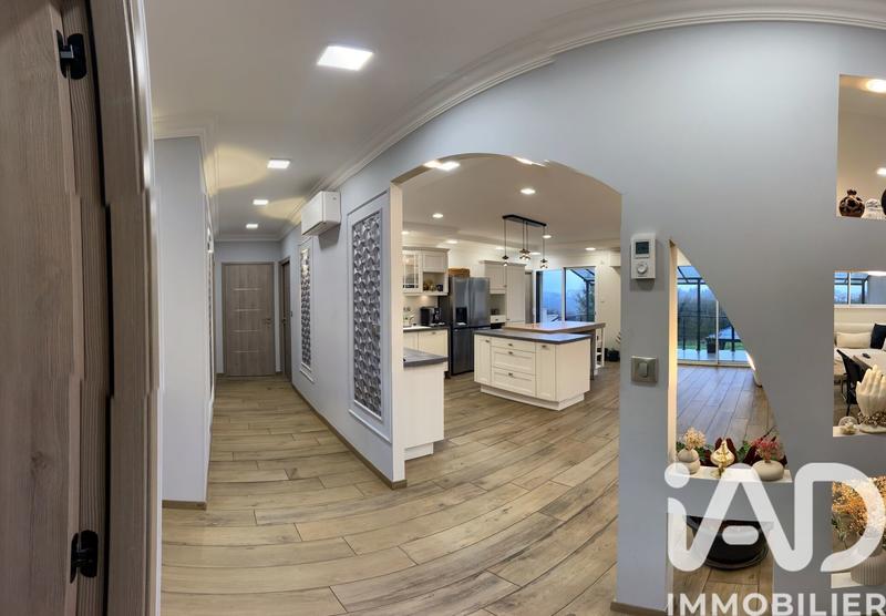 Maison - 120 m² - 4 pièces