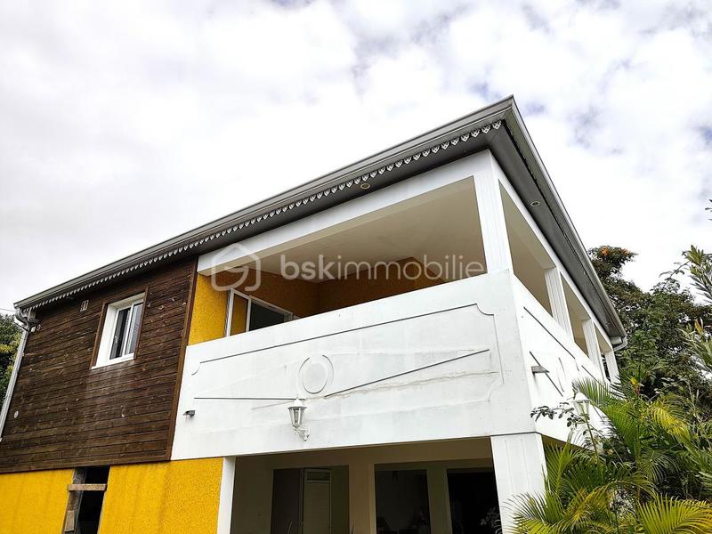 Maison - 115 m² - 4 pièces