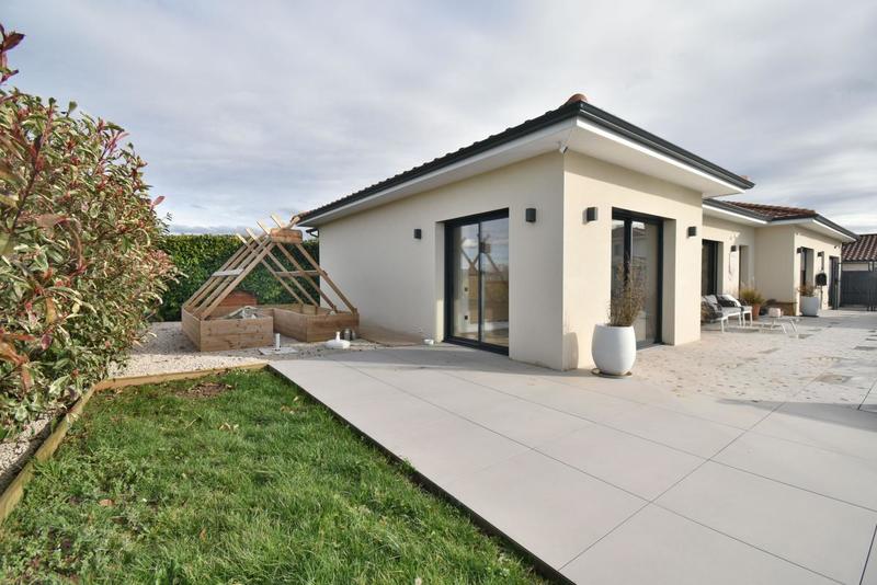 Villa - 120 m² - 4 pièces