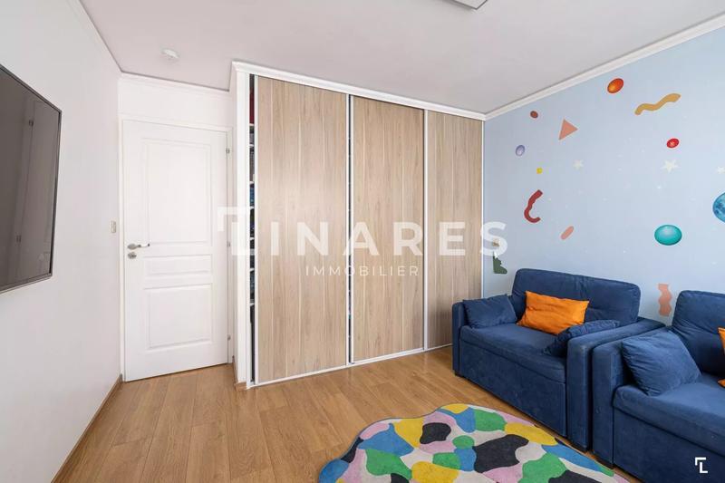 Appartement - 92 m² - 5 pièces