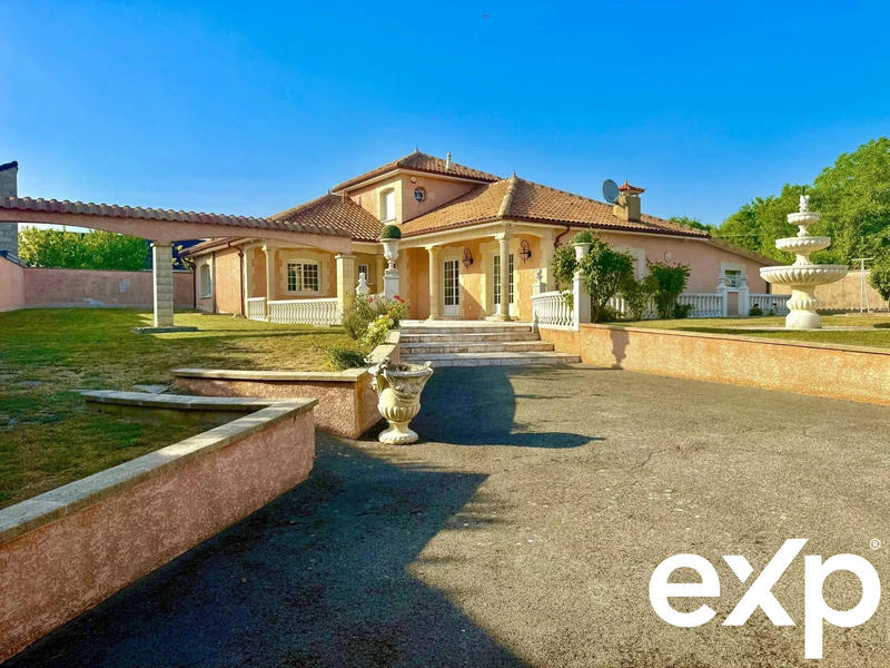 Villa - 230 m² - 7 pièces