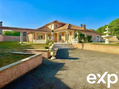 Villa - 230 m² - 7 pièces