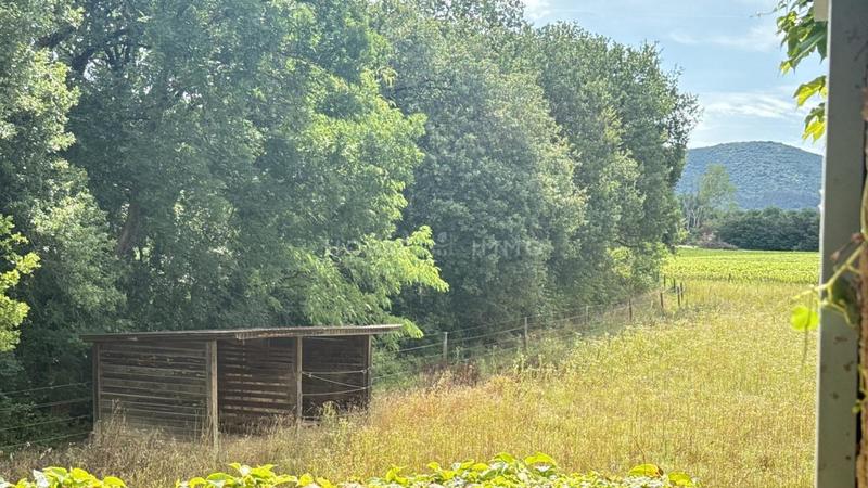 Propriété - 300 m² - 8 pièces