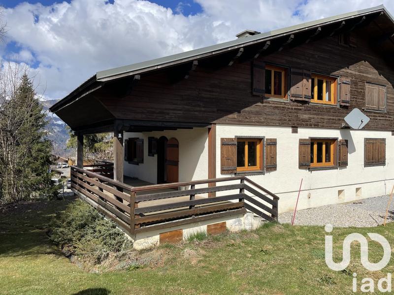 Châlet - 167 m² - 9 pièces