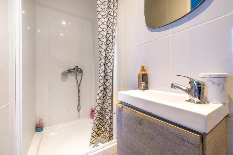 Appartement - 95 m² - 7 pièces