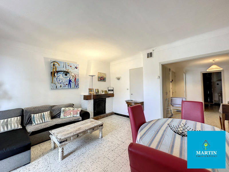 Fonds de commerce - Magasins - 123 m²