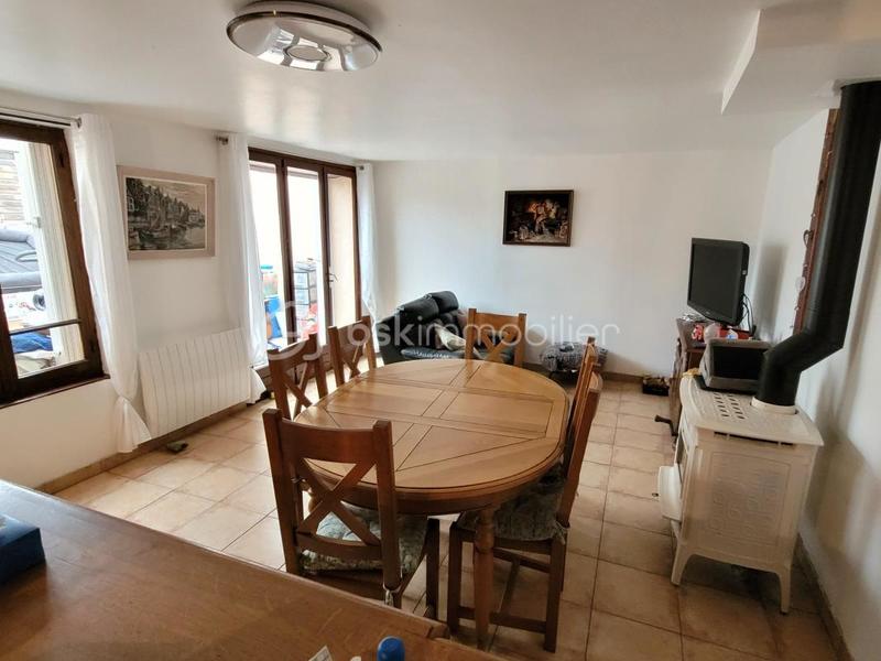 Maison - 96 m² - 4 pièces