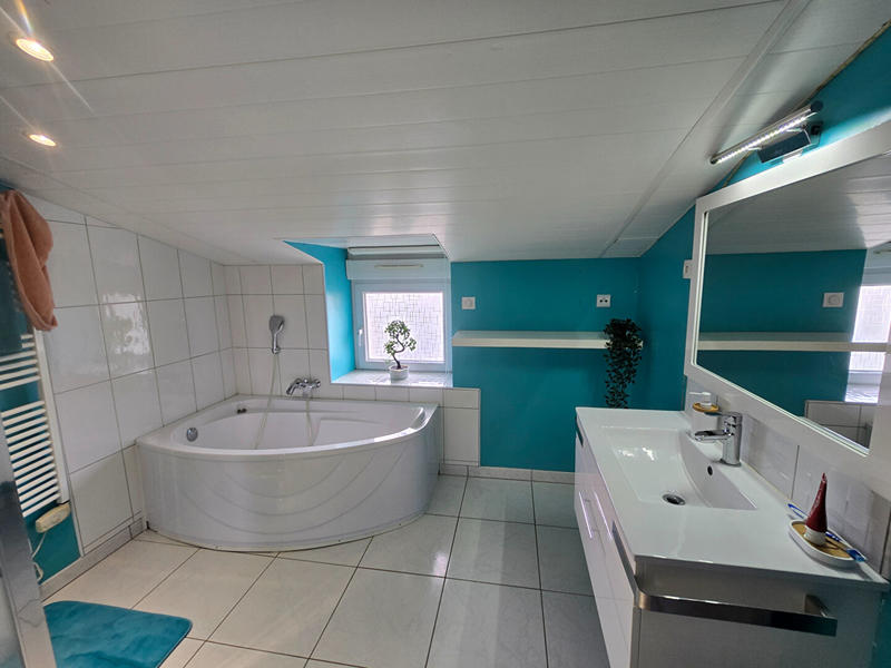 Maison - 259 m² - 6 pièces