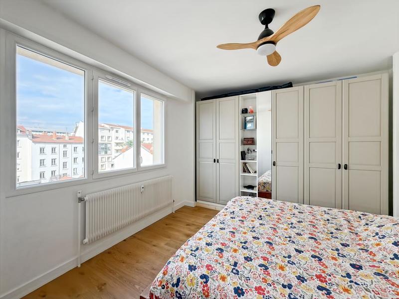 Penthouse - 83 m² - 3 pièces