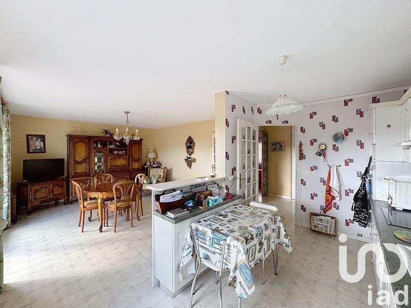 Appartement - 80 m² - 4 pièces