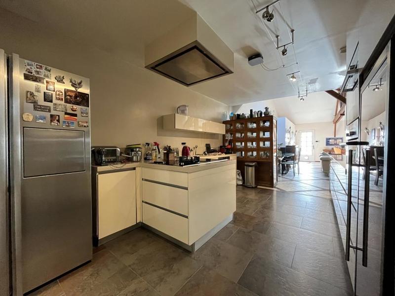 Maison - 159 m² - 5 pièces