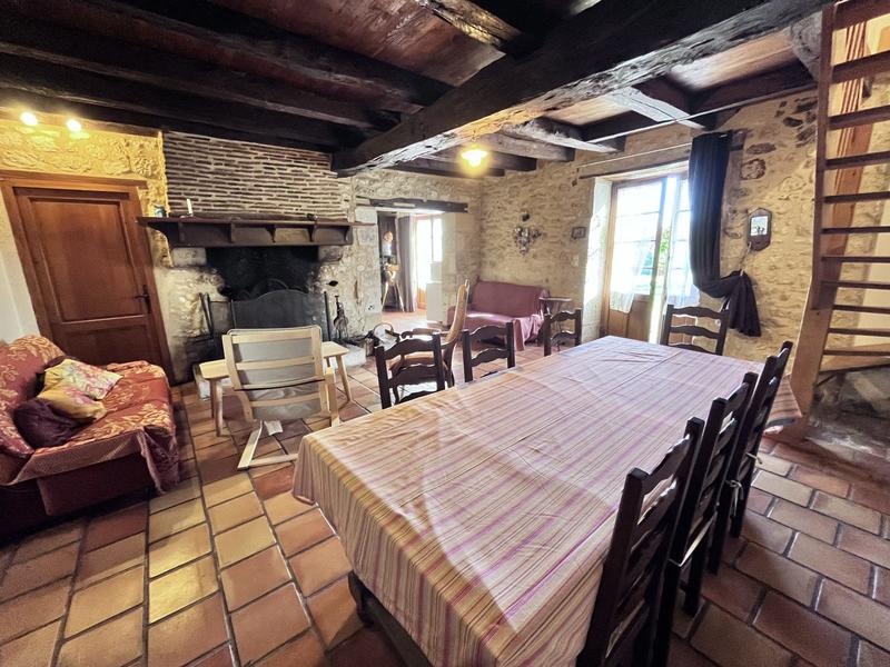 Maison traditionnelle - 200 m² - 9 pièces