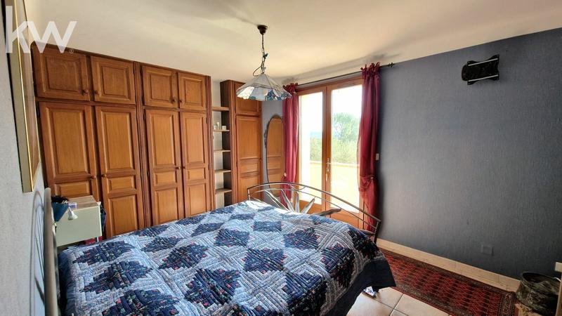 Maison provençale - 256 m² - 9 pièces