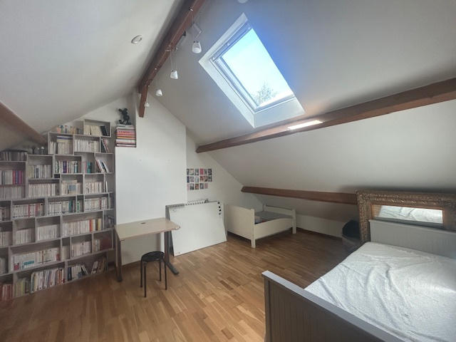 Maison - 177 m² - 7 pièces