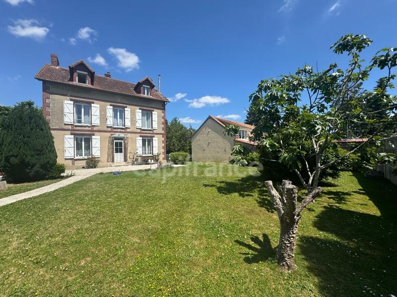 Maison - 191 m² - 8 pièces